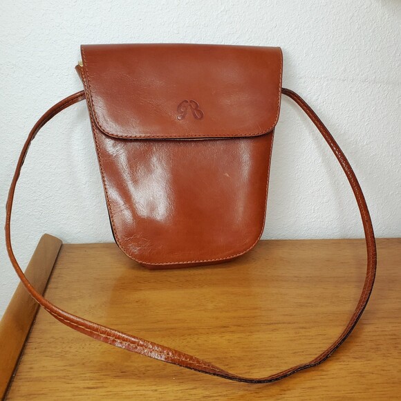 Handbags - VTG 90s Cognac Brown Leather Shoulder Bag Purse Boho Western Made in Italy